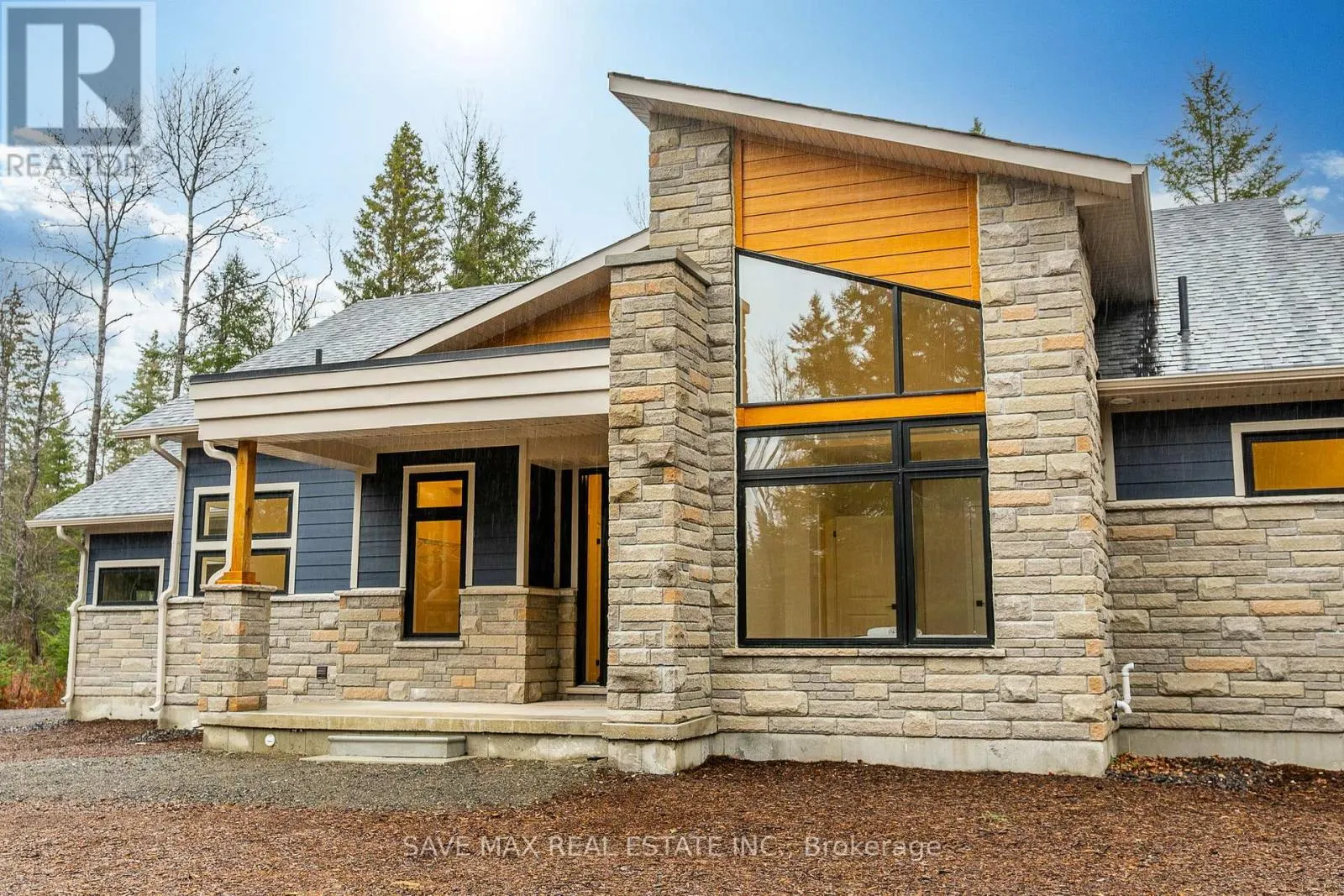 1049 GREENSVIEW DRIVE