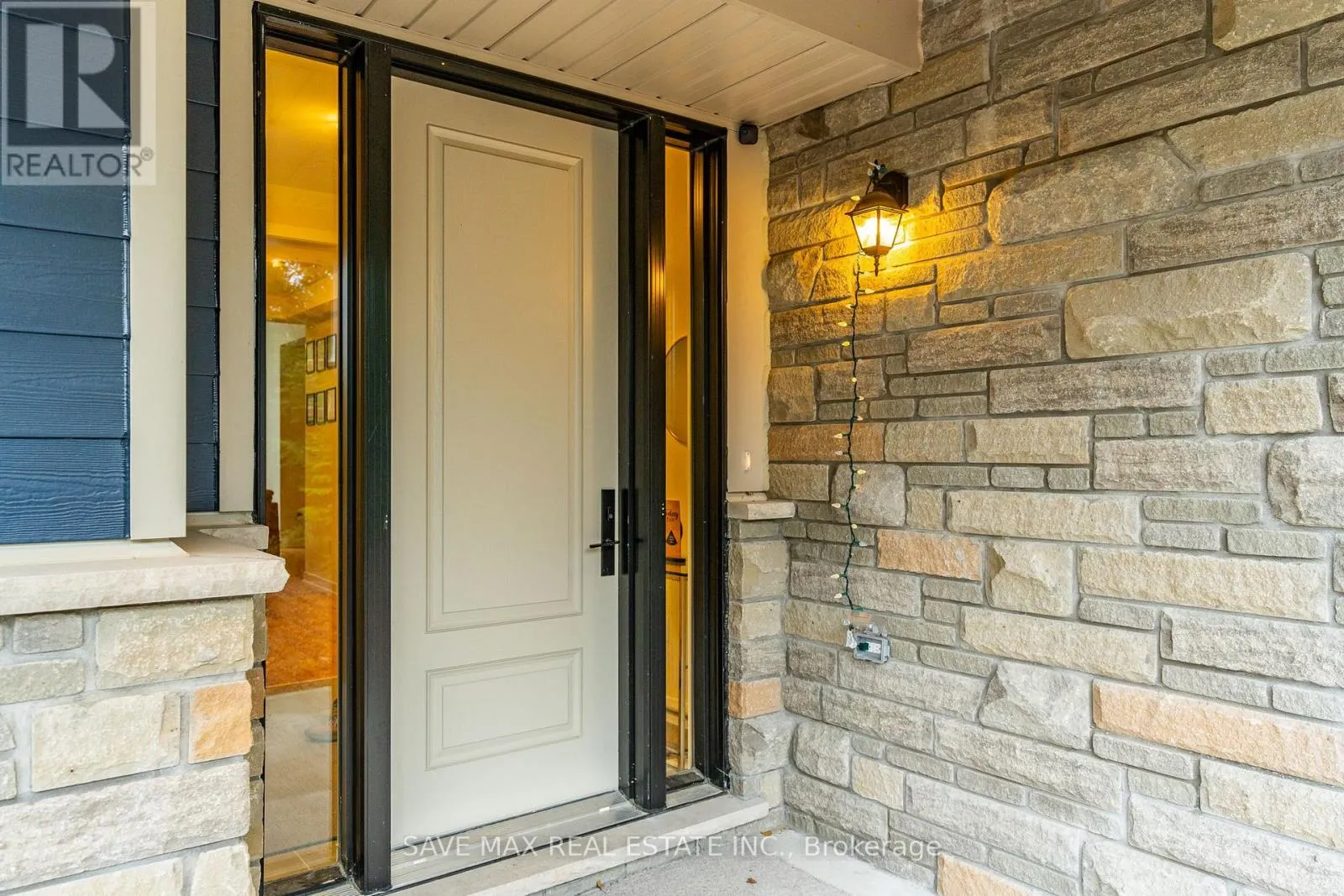 1049 GREENSVIEW DRIVE