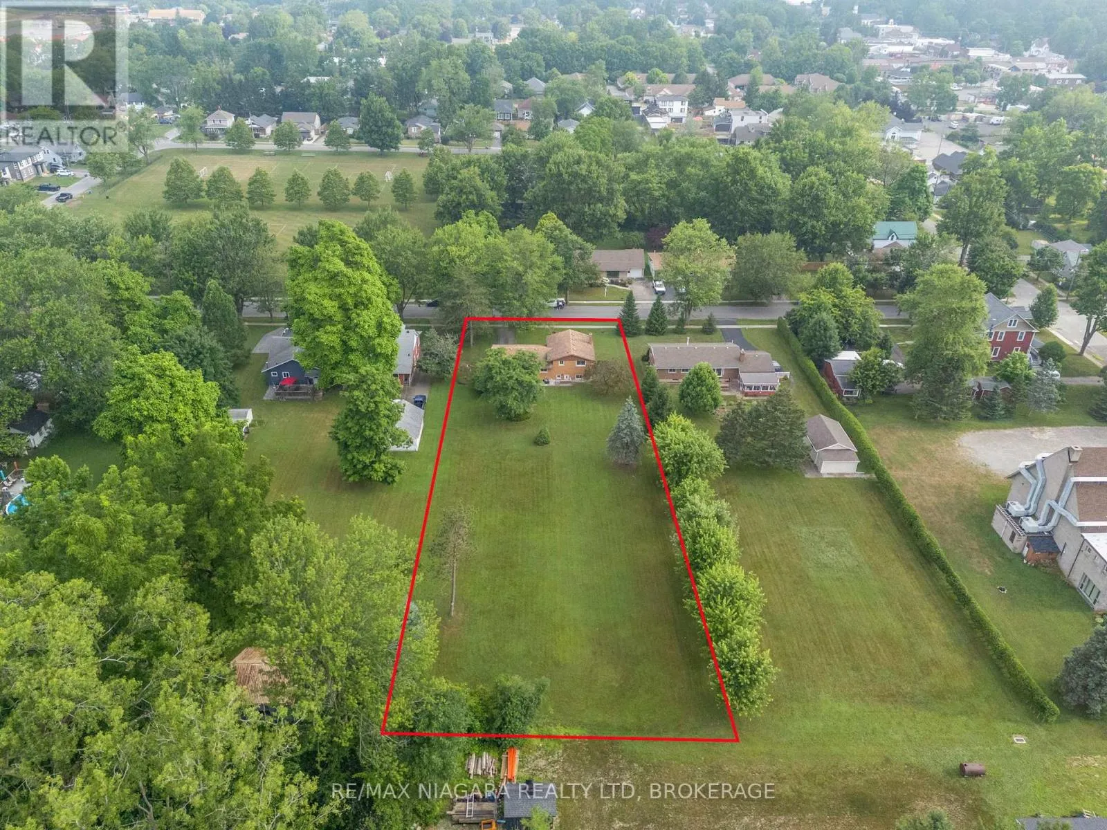 3759 HIGHLAND DRIVE