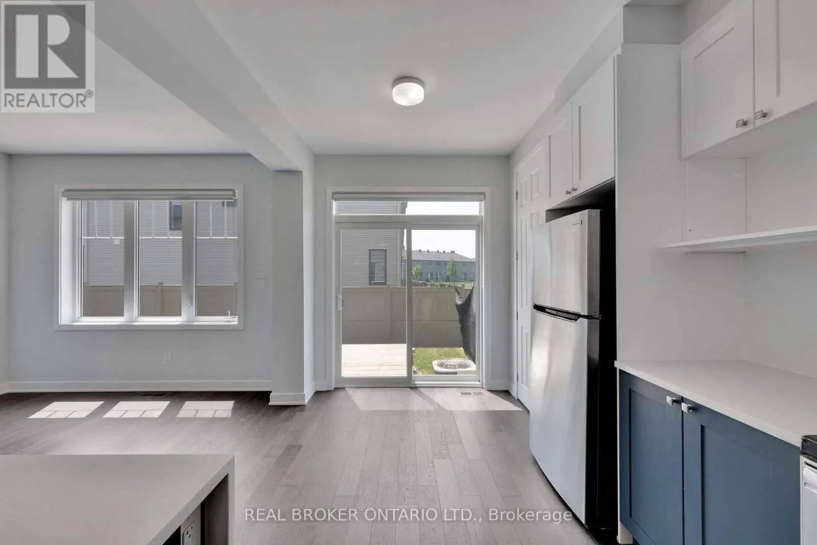2123 WINSOME TERRACE