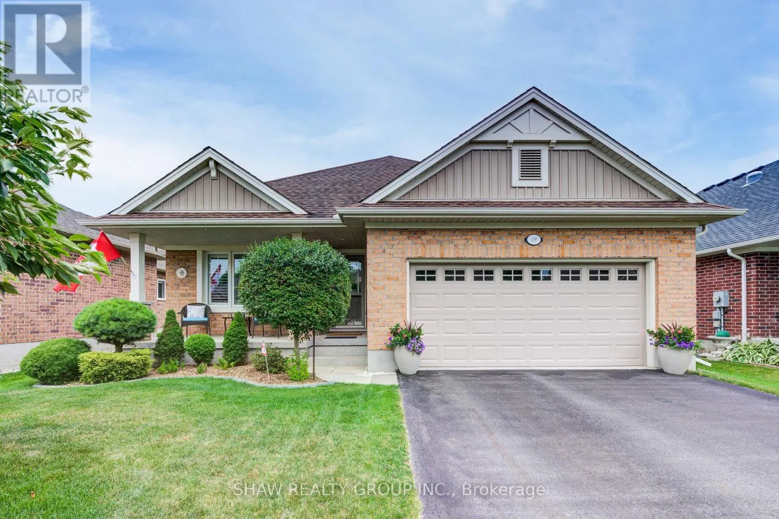 19 COLIN AVENUE