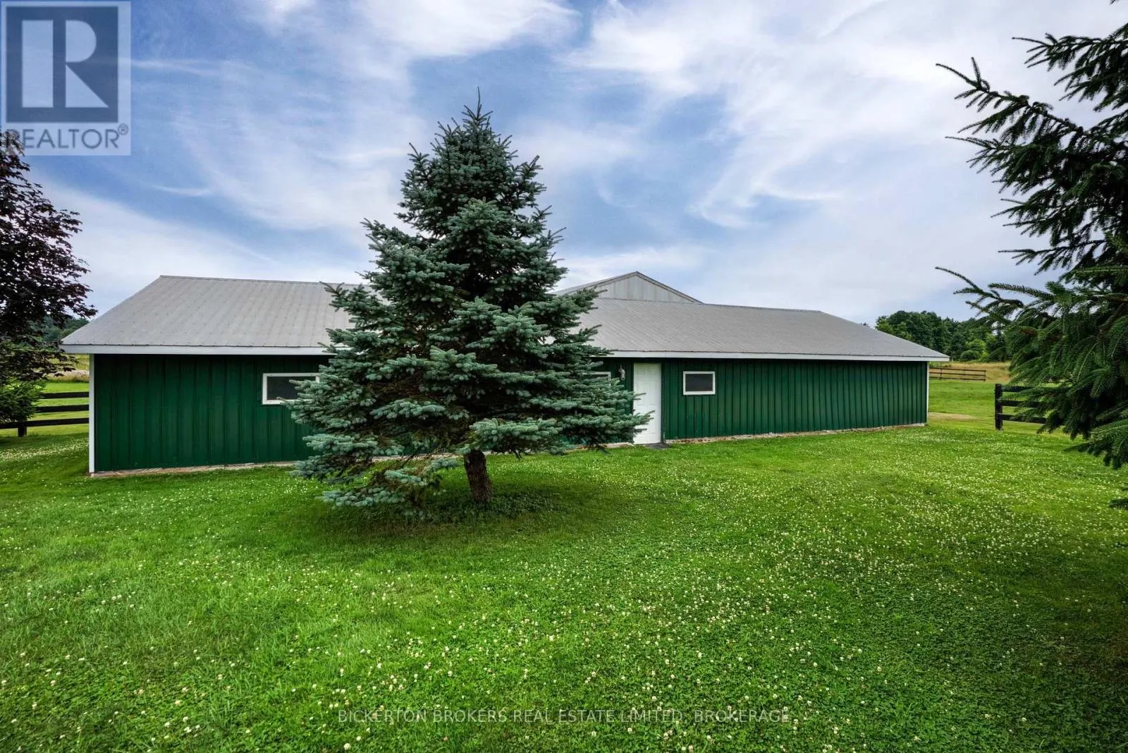 321 ESCOTT/ROCKPORT ROAD