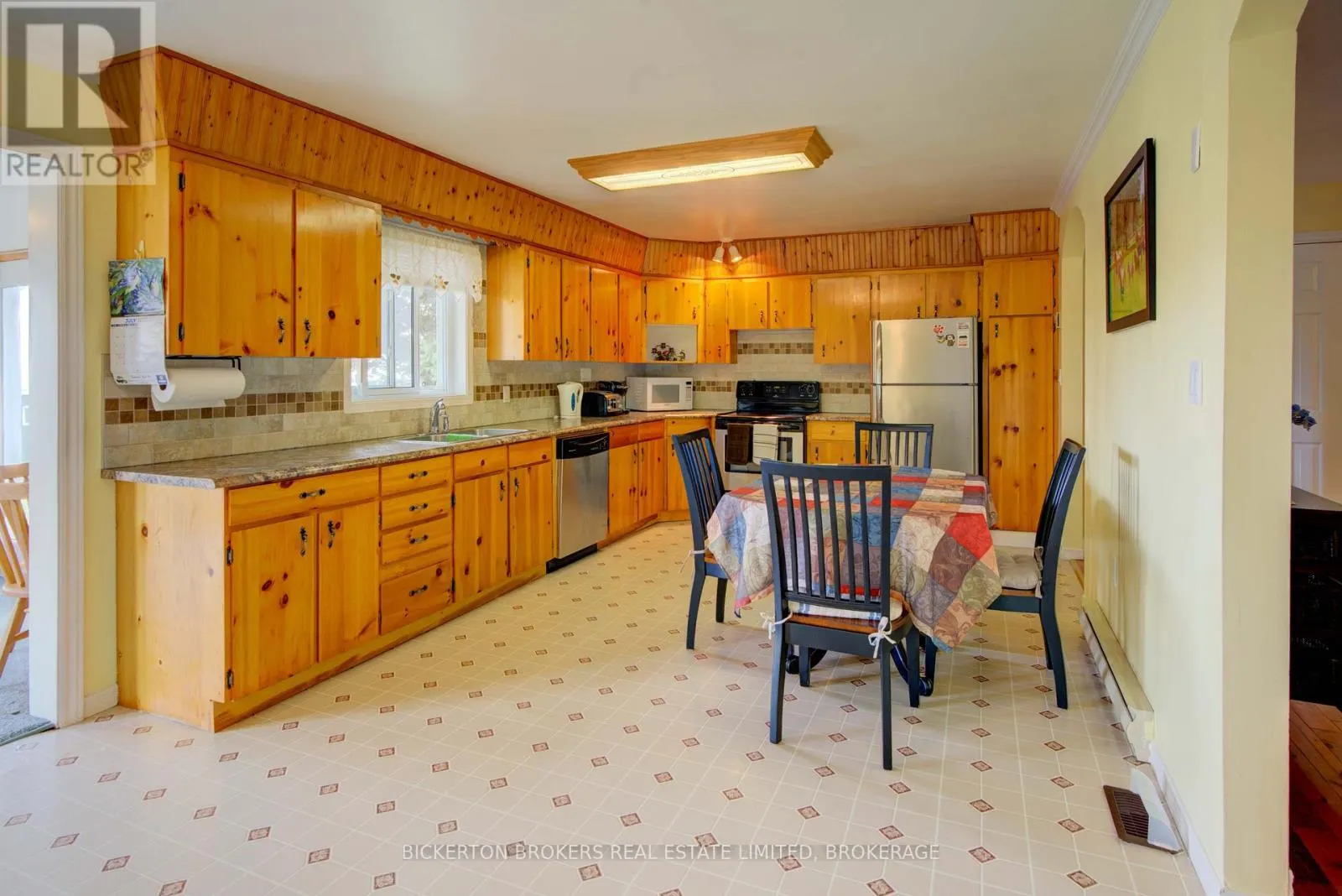 321 ESCOTT/ROCKPORT ROAD