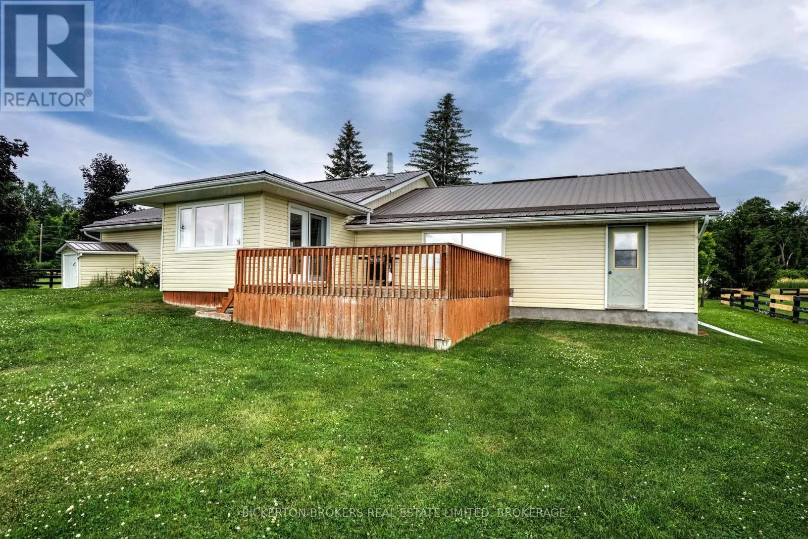 321 ESCOTT/ROCKPORT ROAD