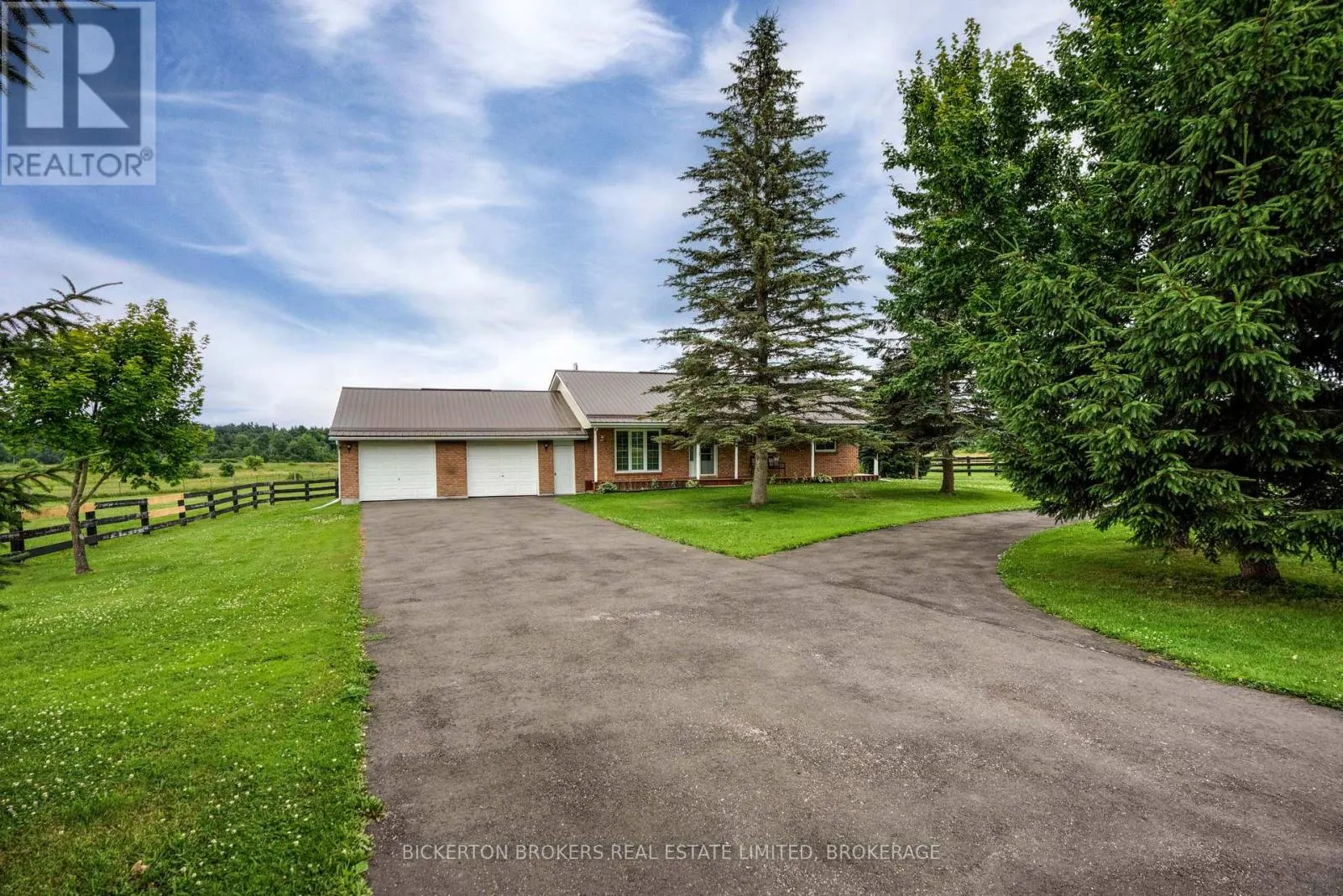 321 ESCOTT/ROCKPORT ROAD