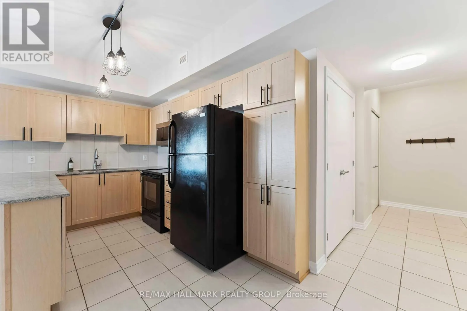 304 - 70 LANDRY STREET