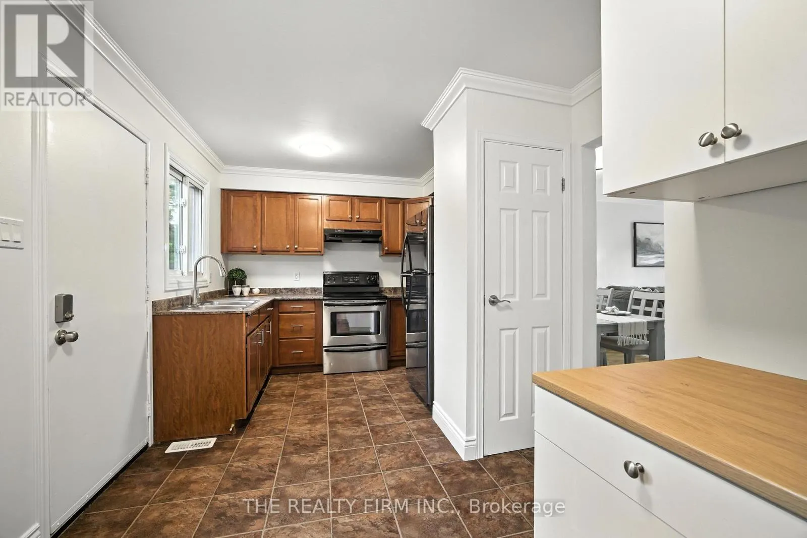 23 - 1200 CHEAPSIDE STREET, #23
