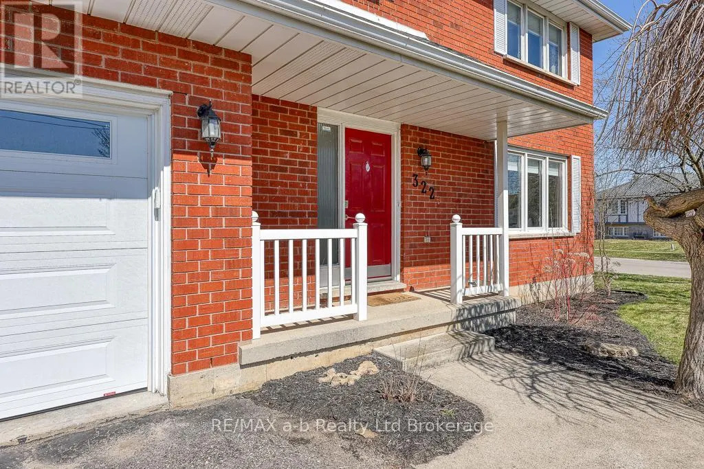 322 LANSDOWNE AVENUE