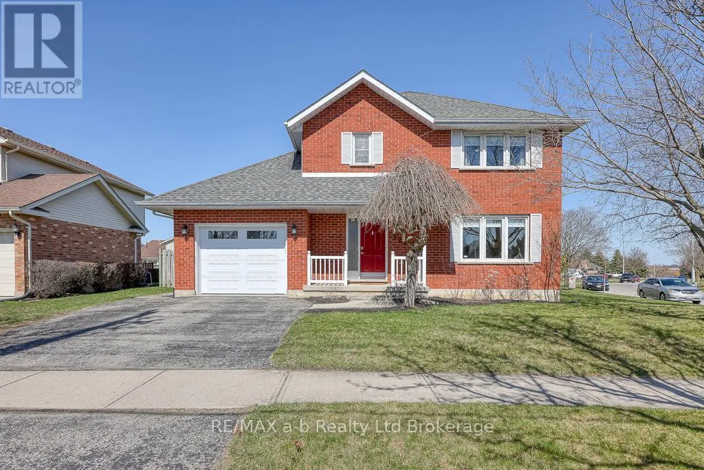 322 LANSDOWNE AVENUE