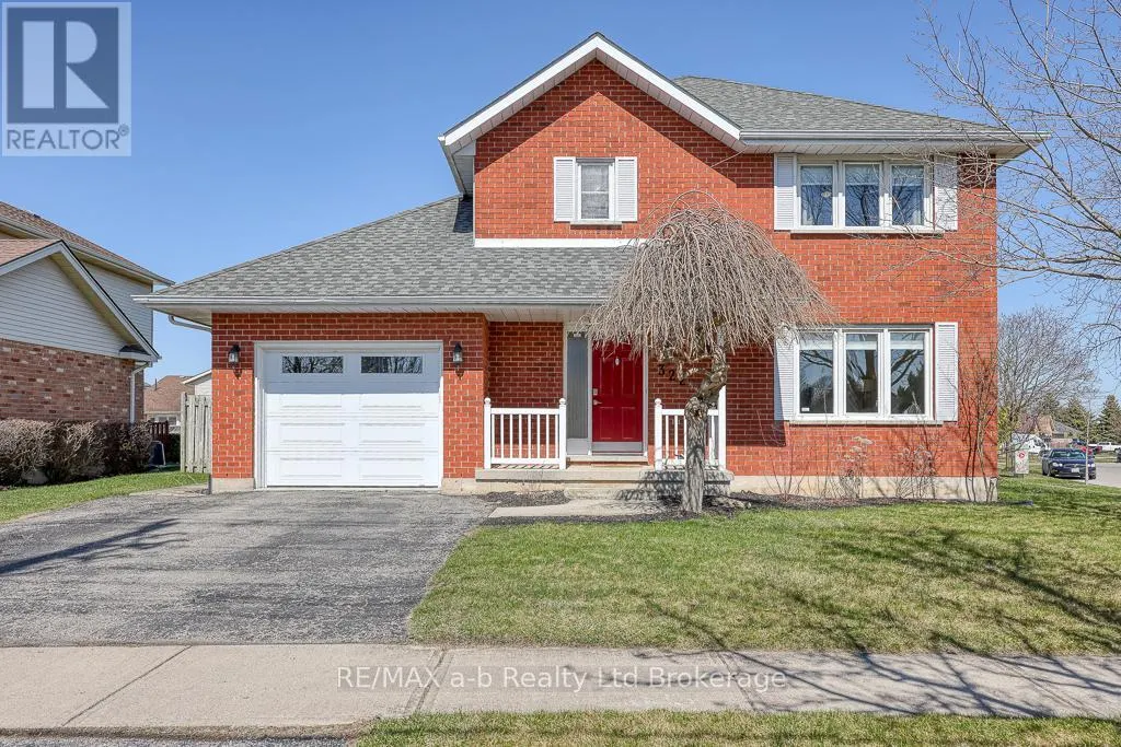 322 LANSDOWNE AVENUE