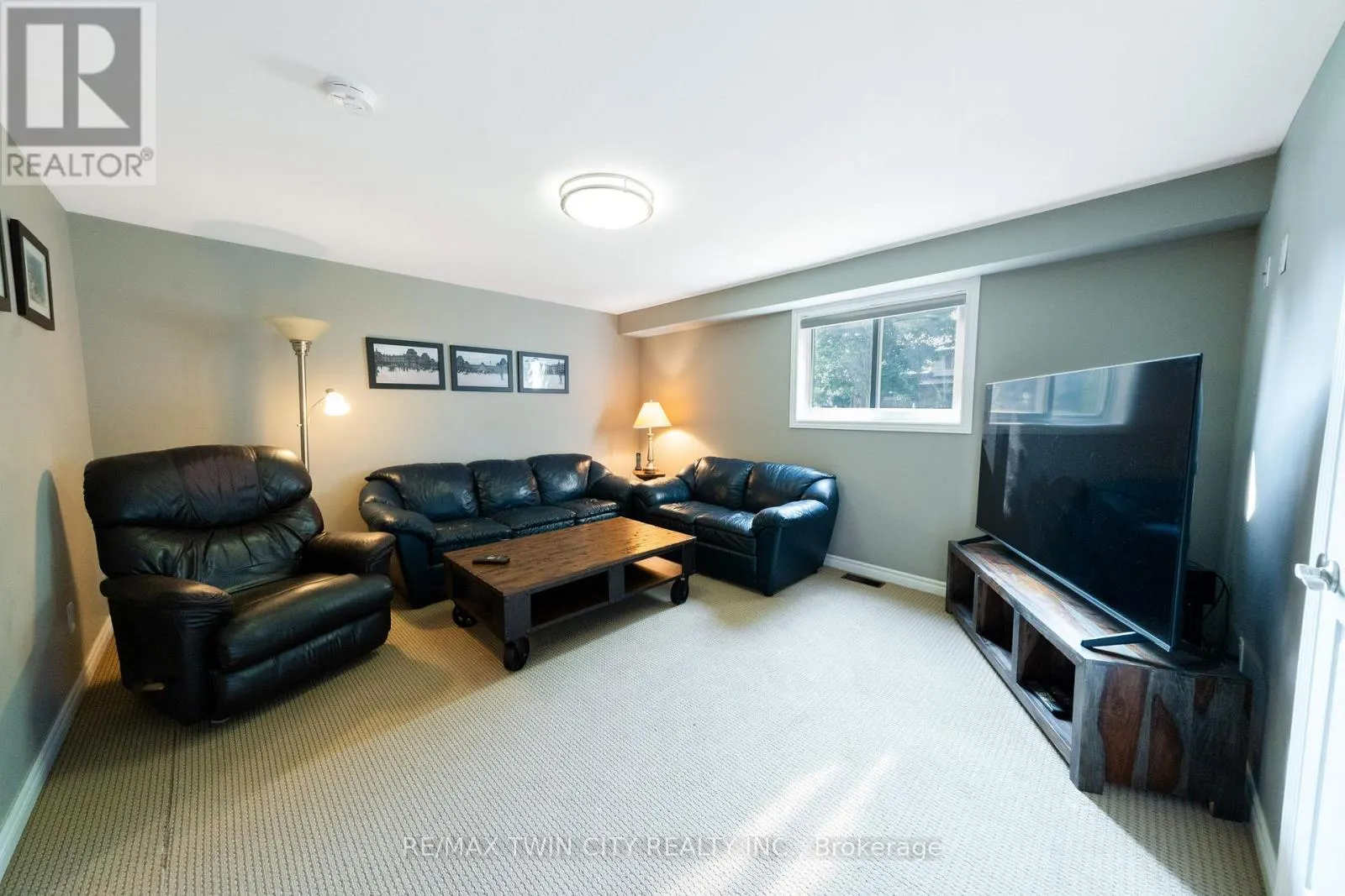 135 ISLINGTON AVENUE