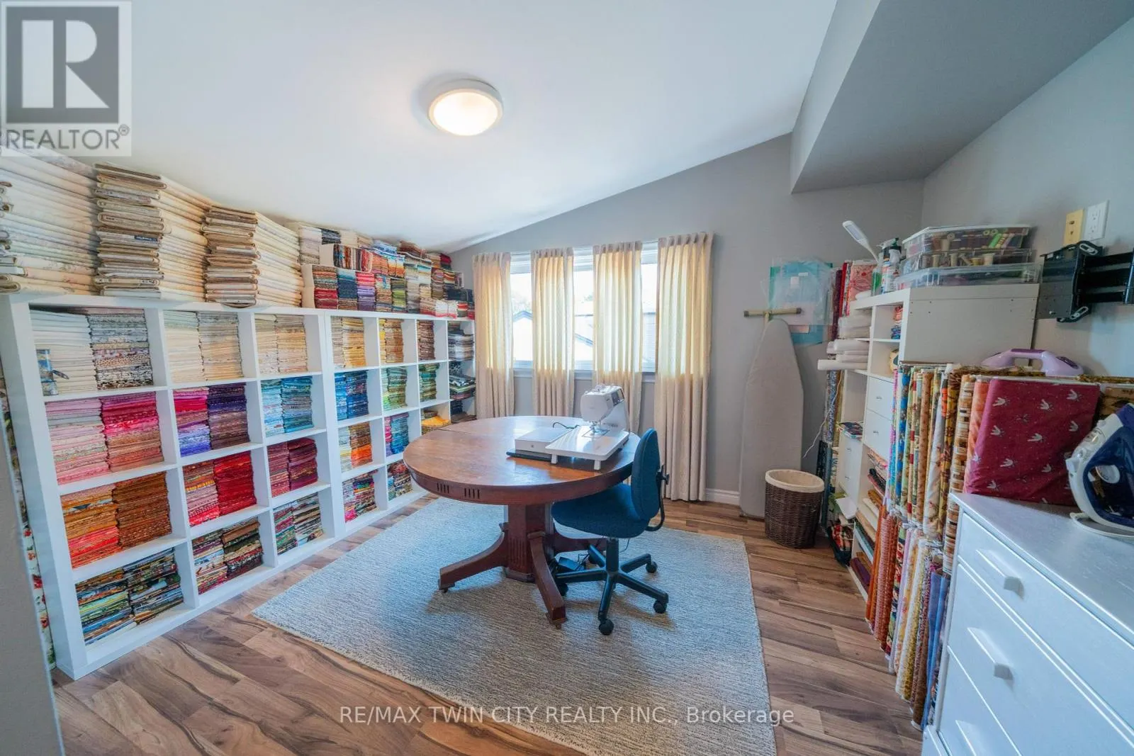 135 ISLINGTON AVENUE