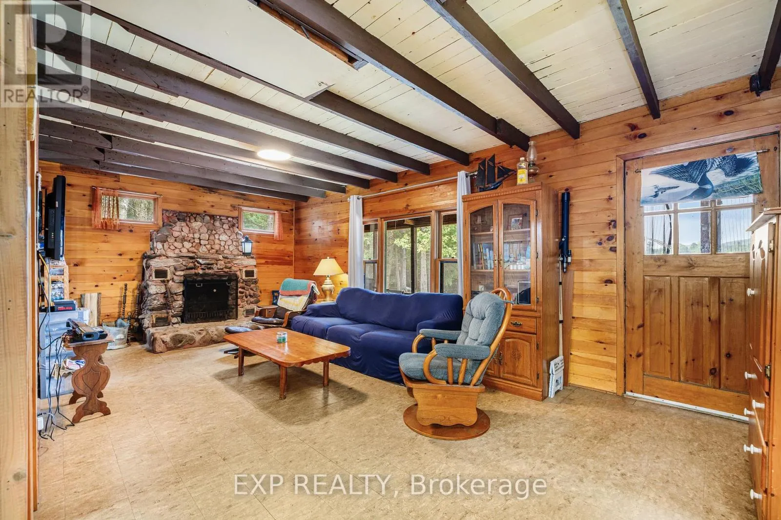 366 HOLLY LANE
