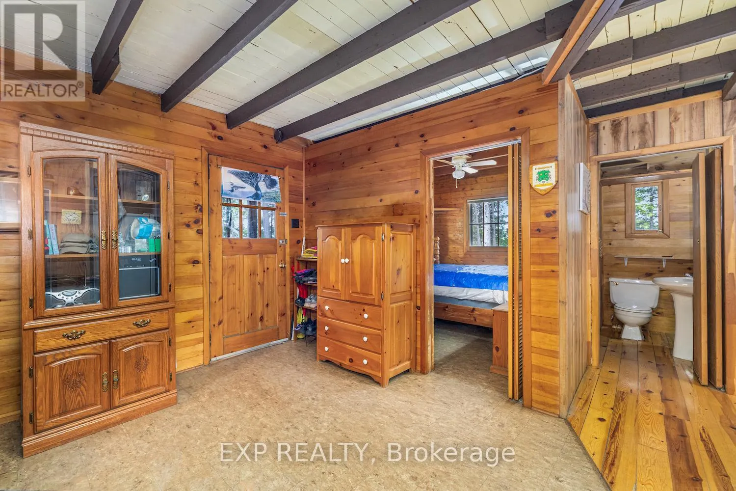 366 HOLLY LANE