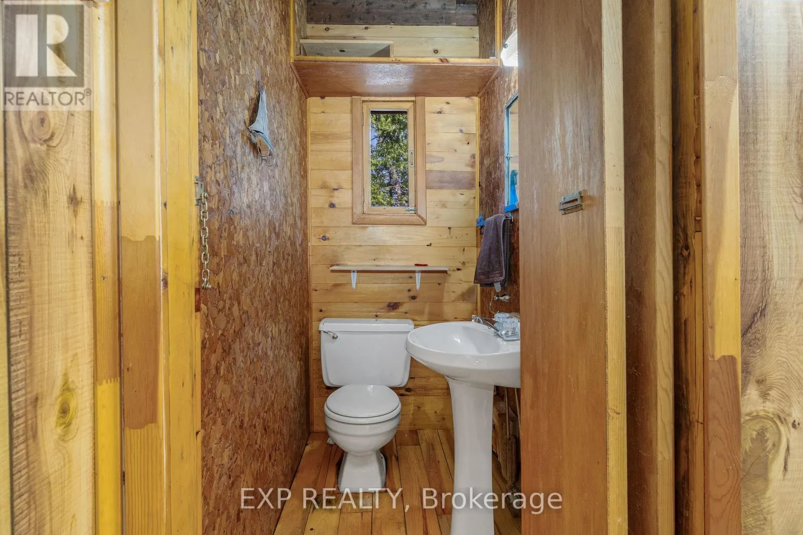 366 HOLLY LANE