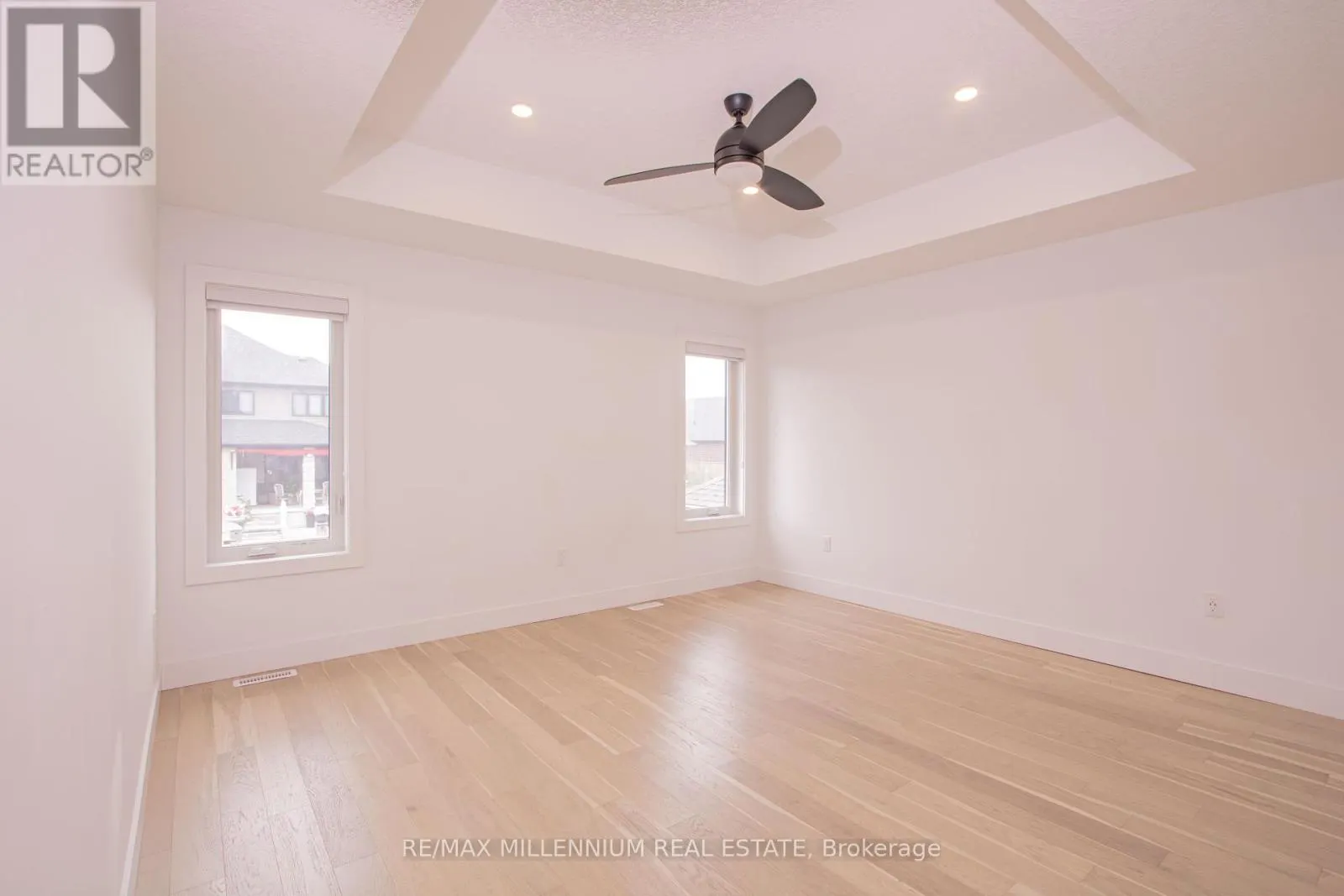 195 BOARDWALK WAY