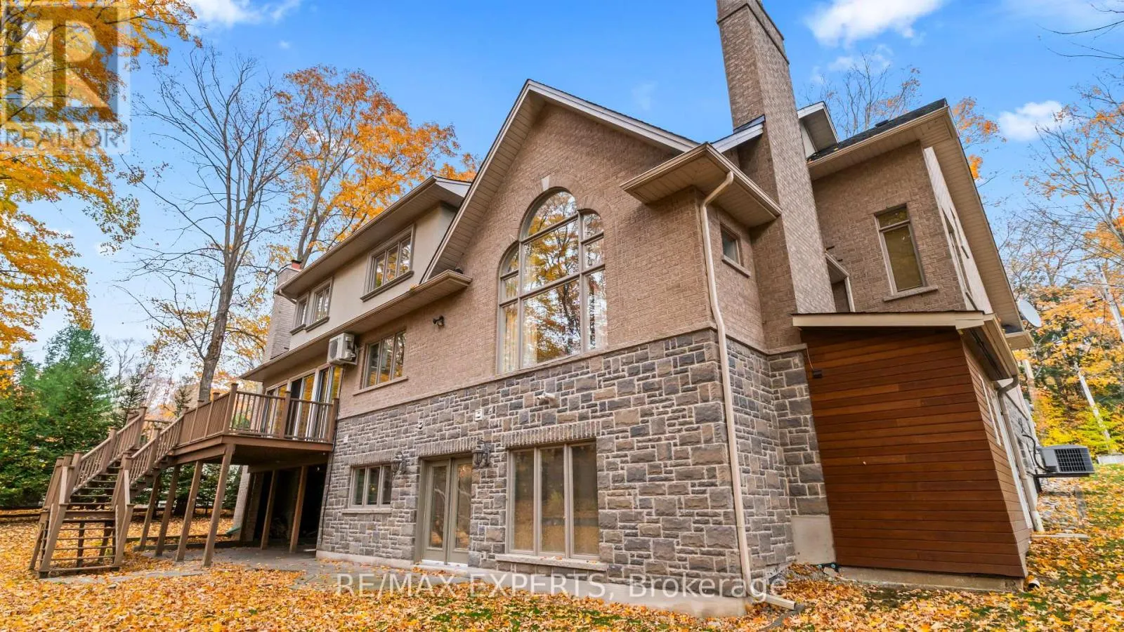 431 MANLEY CRESCENT