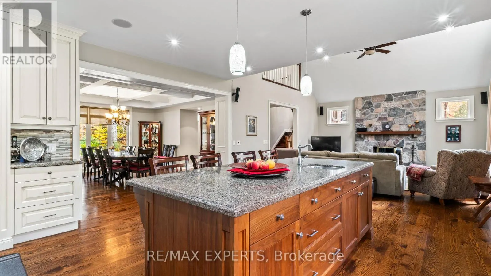 431 MANLEY CRESCENT