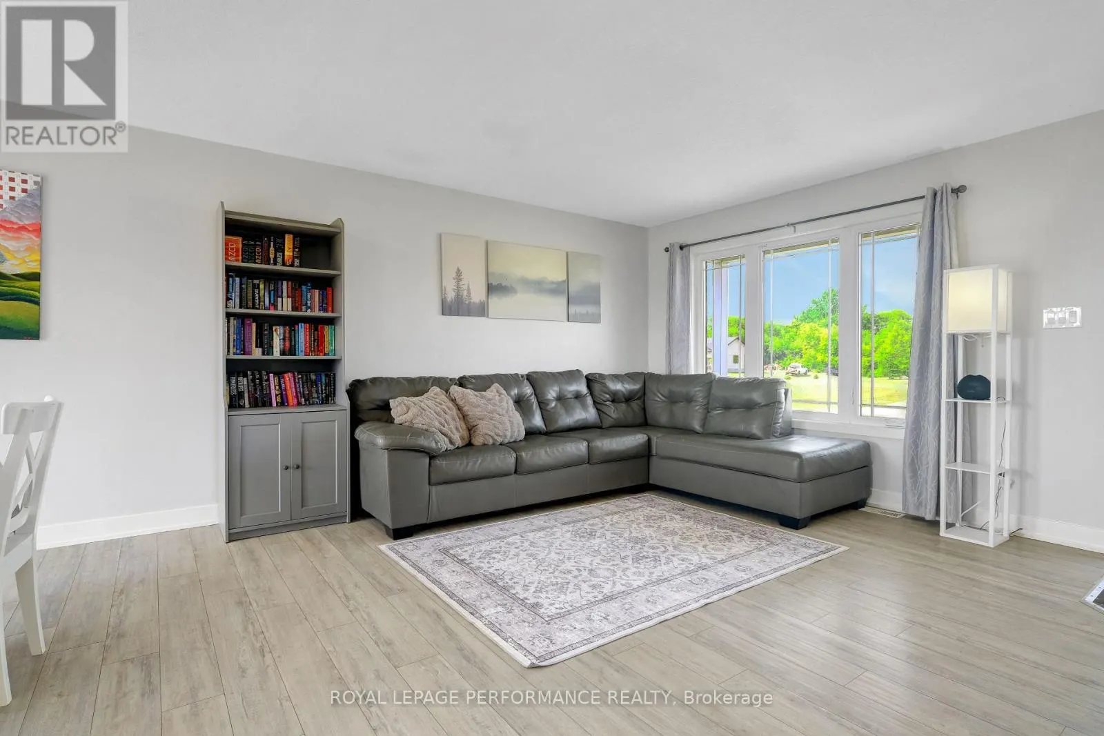 2995 DREW DRIVE