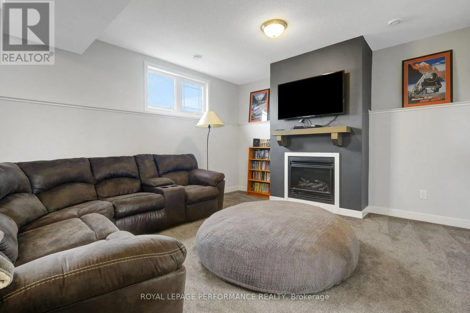2995 DREW DRIVE