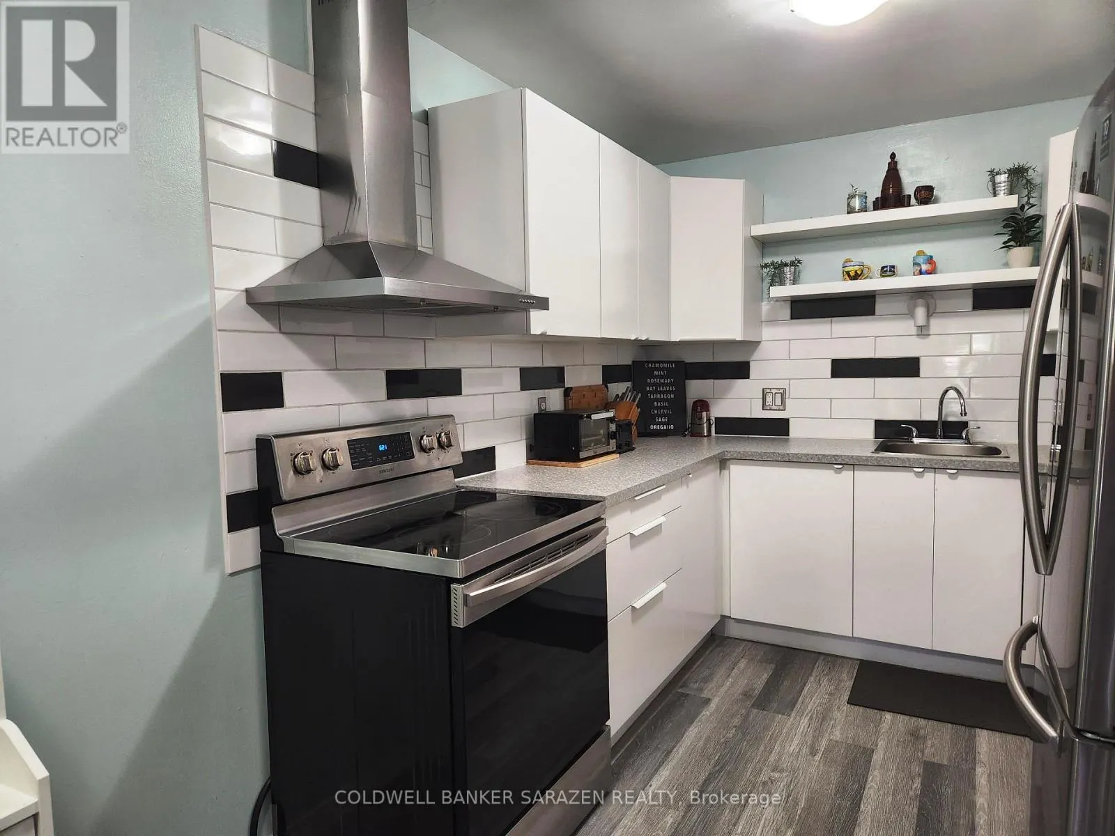 193 - 825 CAHILL DRIVE W