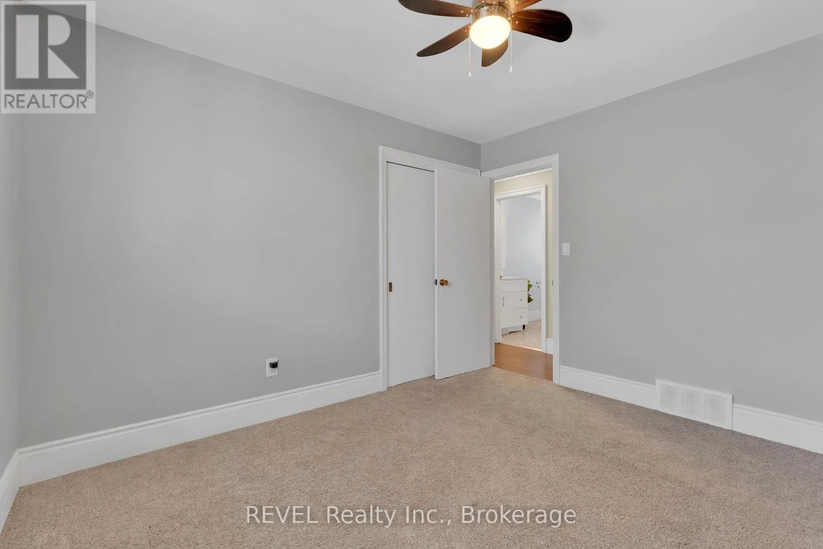 120 ROYAL OAK DRIVE