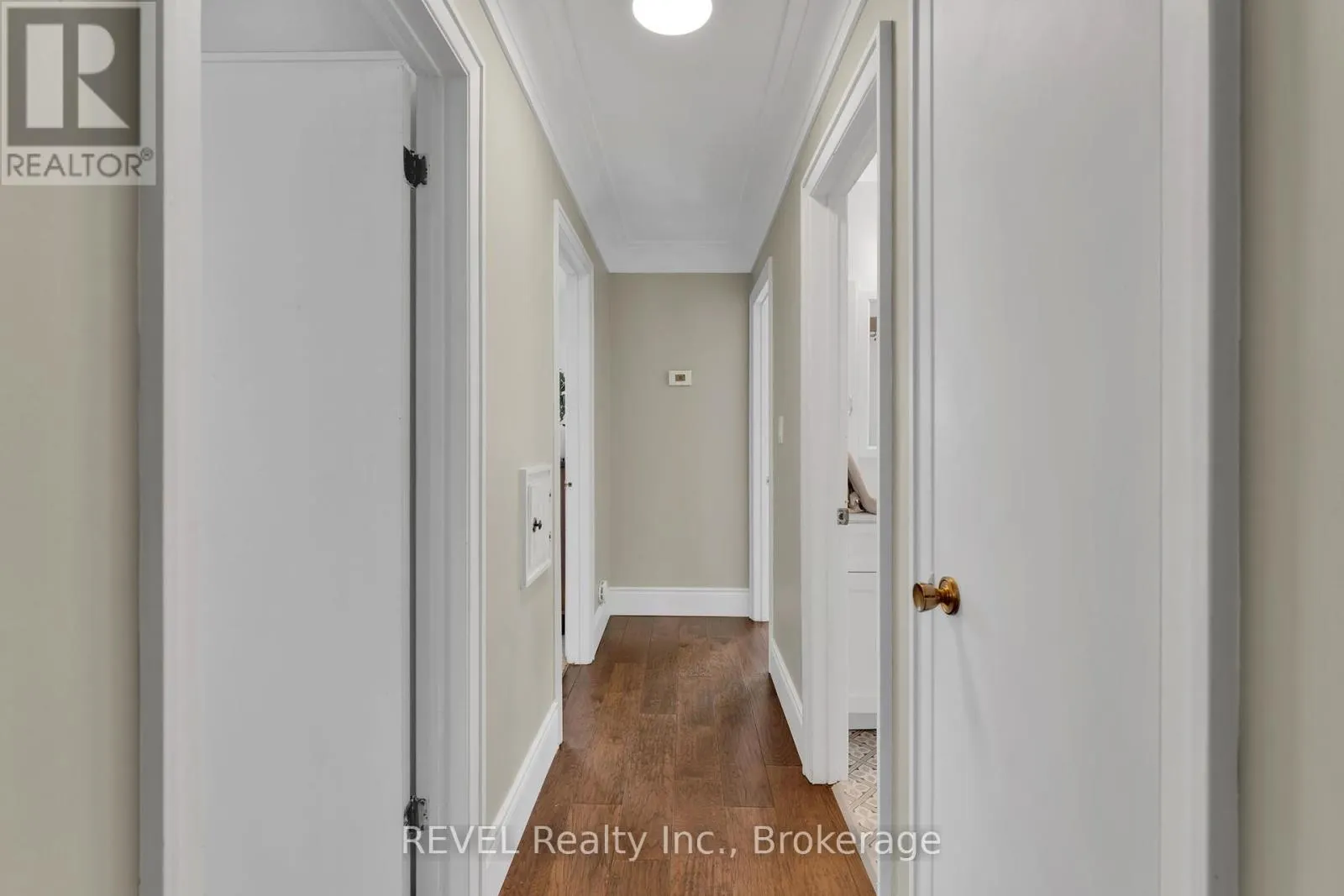 120 ROYAL OAK DRIVE
