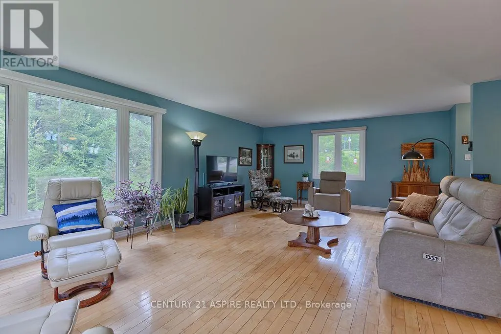 539 SCHWAN ROAD