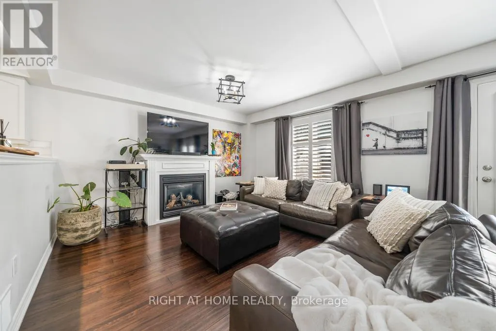 12 VALRIDGE COURT