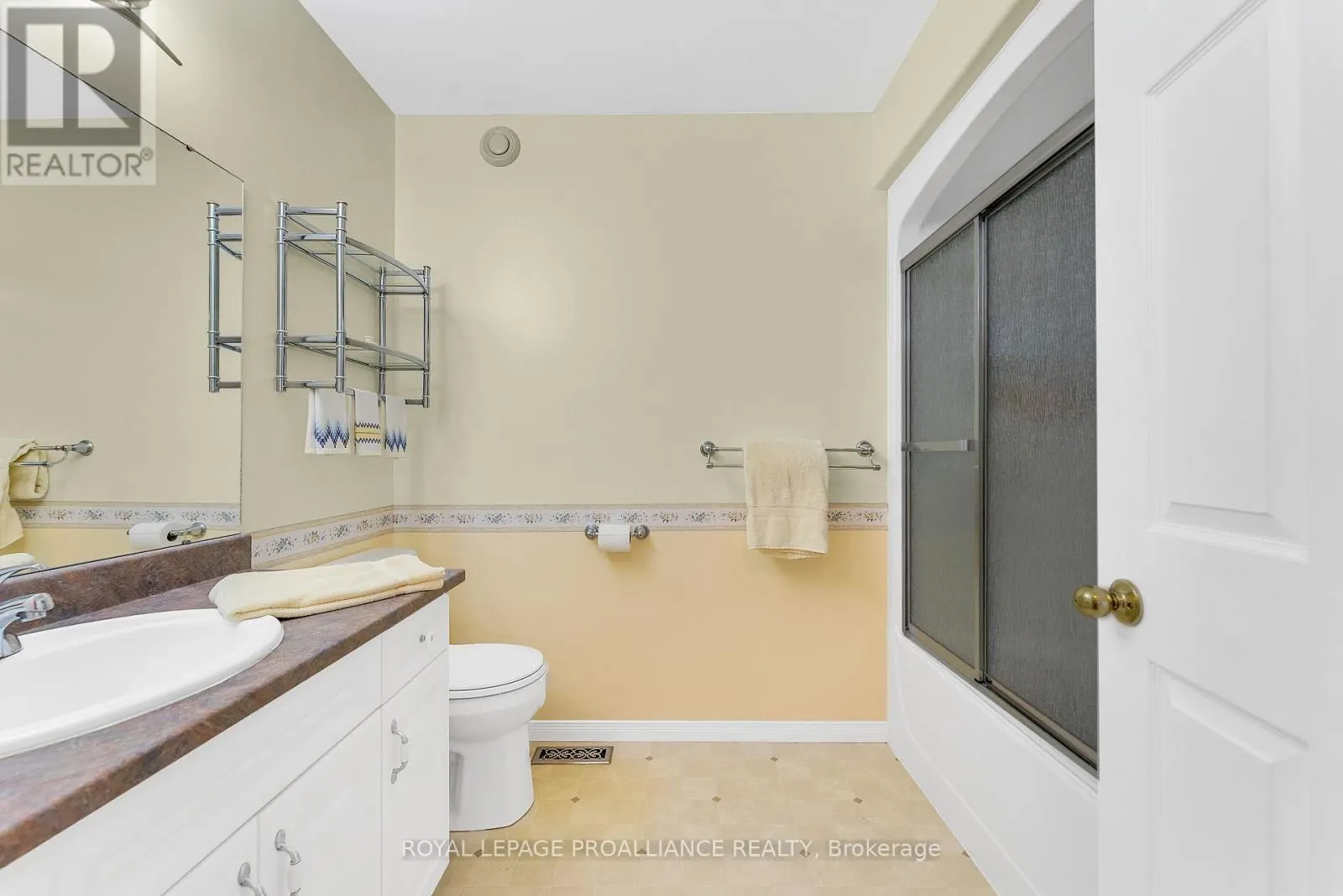17 HEMLOCK CRESCENT