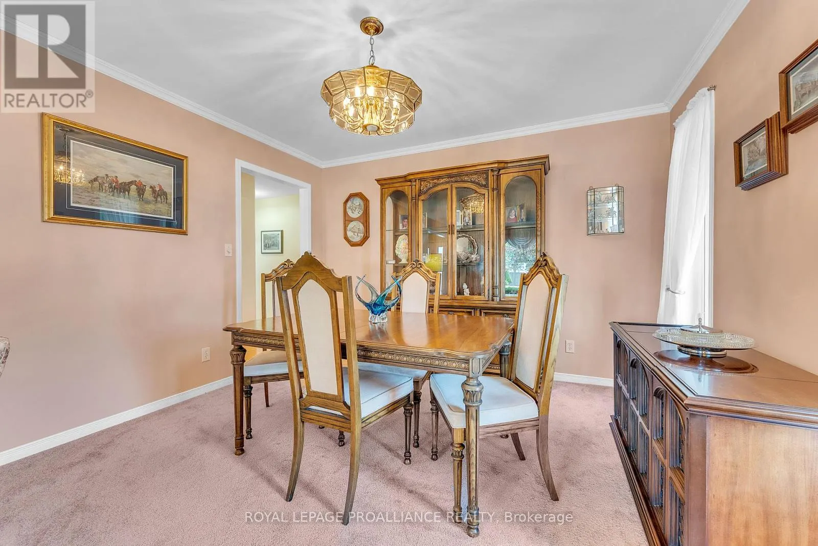 17 HEMLOCK CRESCENT