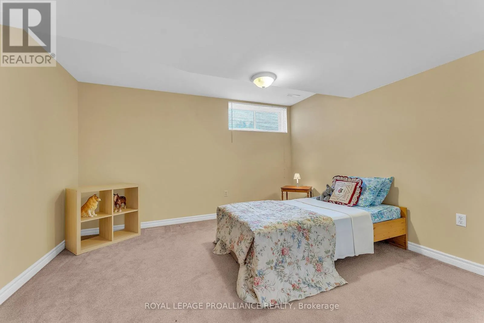 17 HEMLOCK CRESCENT