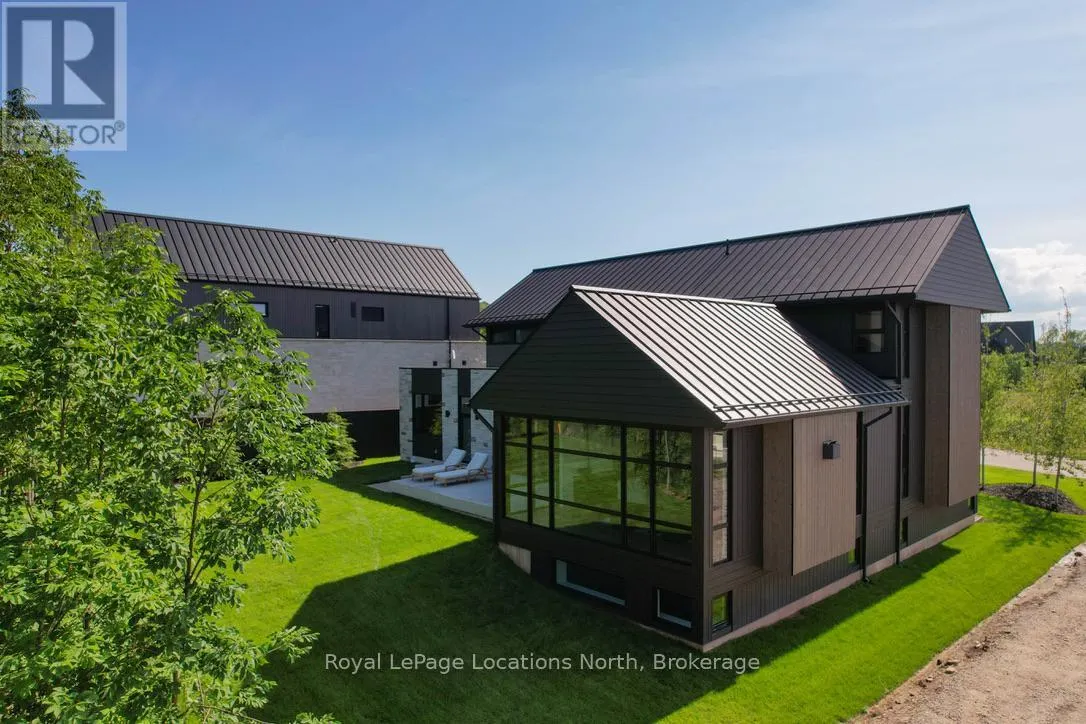 104 MARYWARD CRESCENT