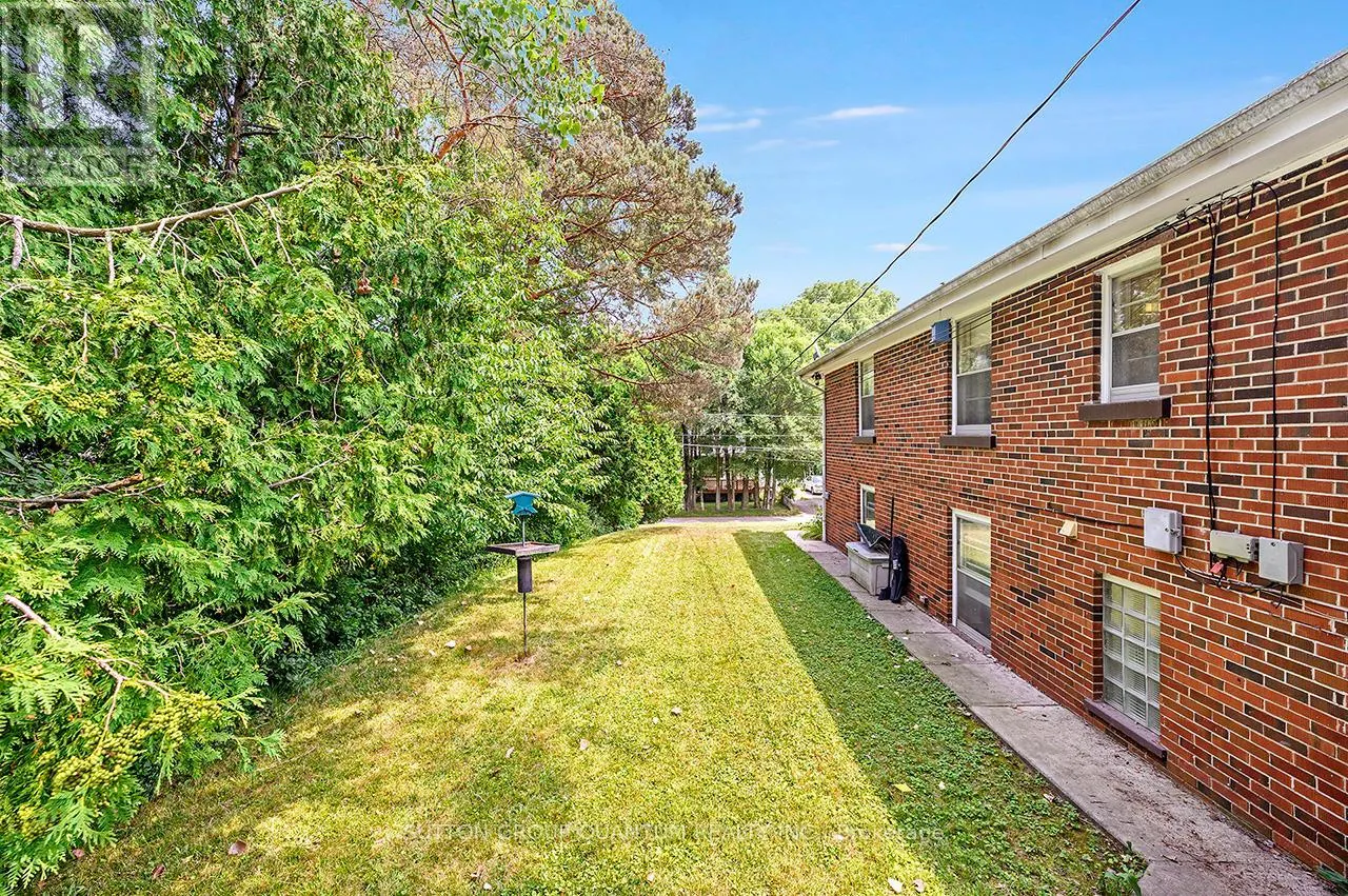 18 SULLIVAN'S LANE
