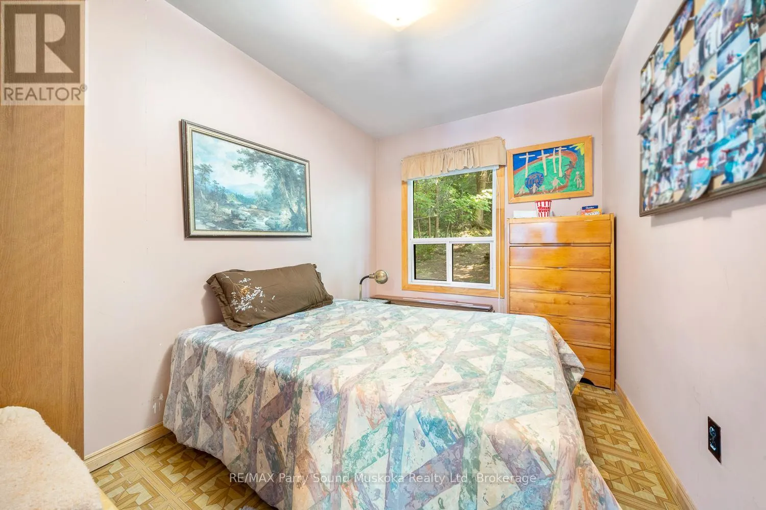 20 PENINSULA TRAIL
