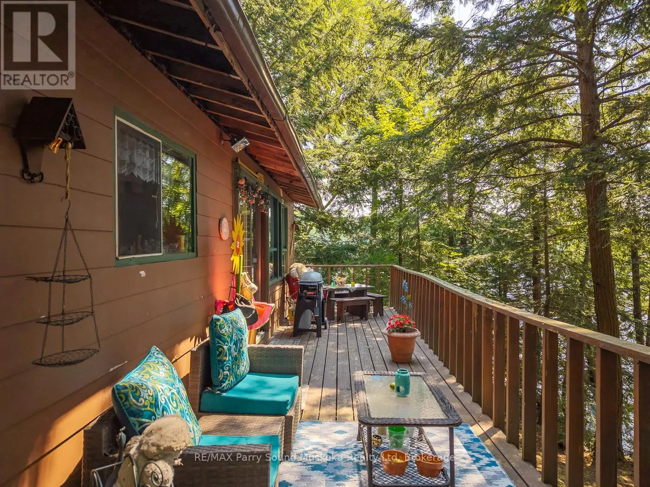 20 PENINSULA TRAIL