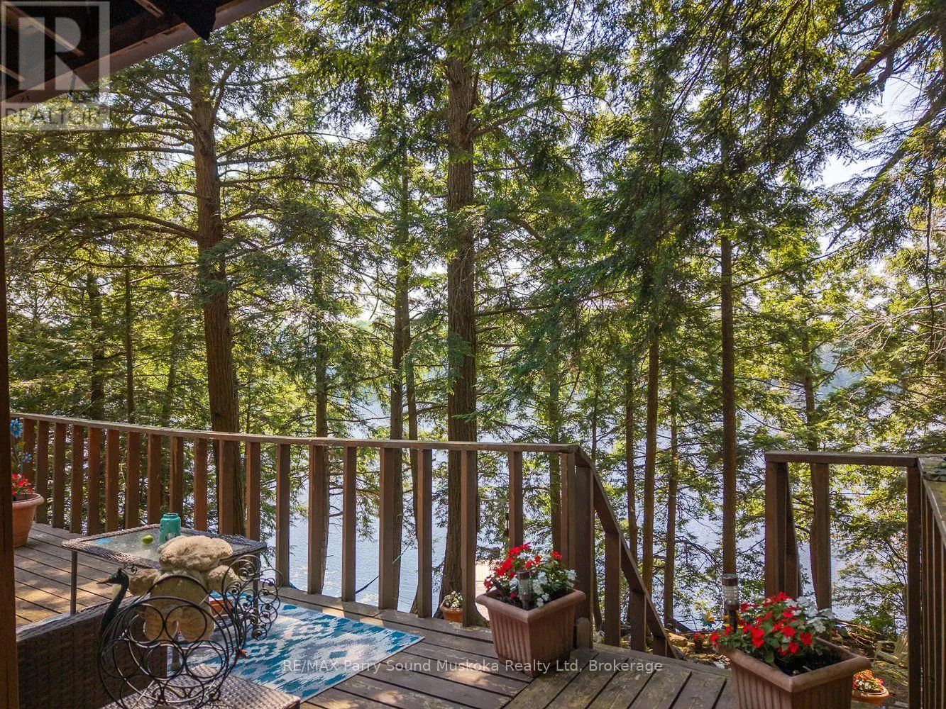 20 PENINSULA TRAIL