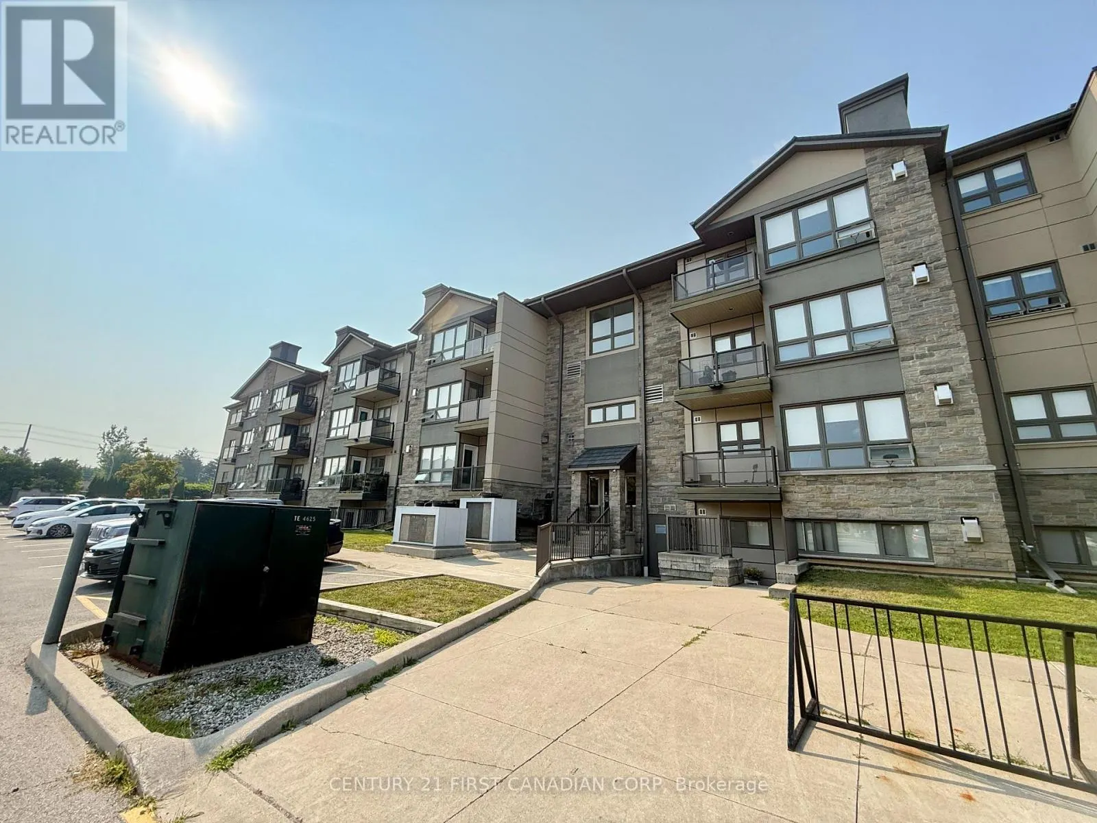 210 - 9 JACKSWAY CRESCENT, #210