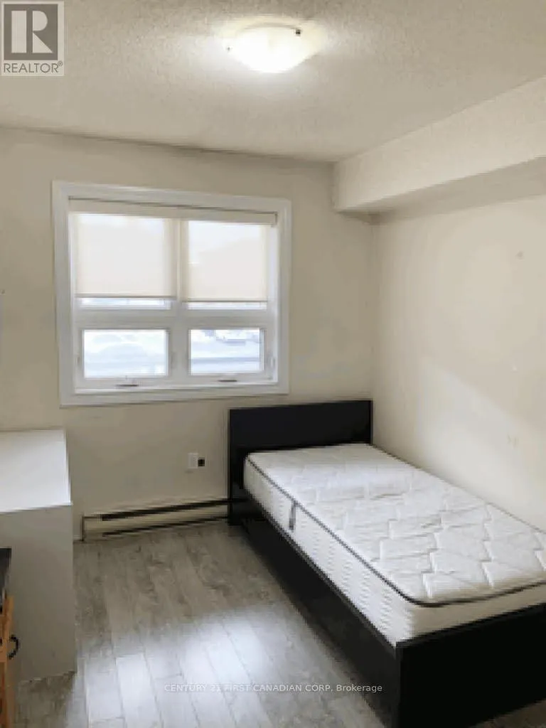 210 - 9 JACKSWAY CRESCENT, #210
