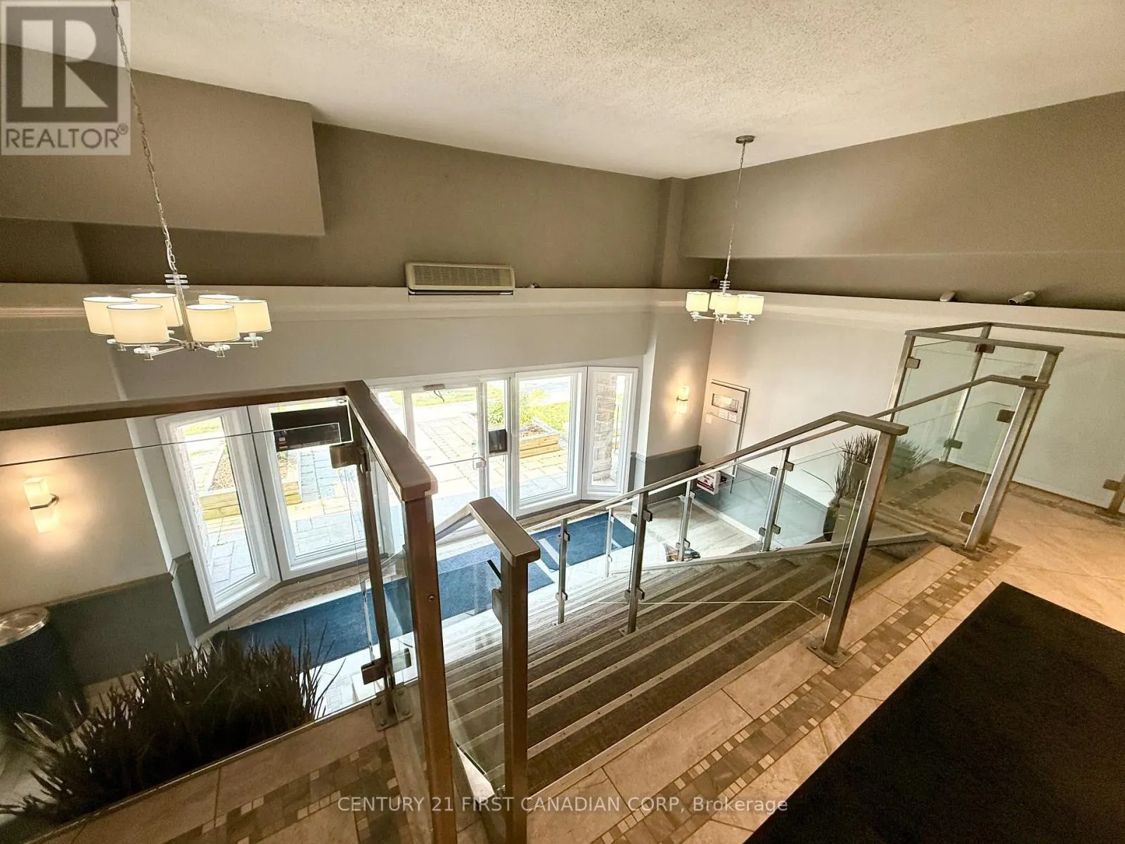 210 - 9 JACKSWAY CRESCENT, #210