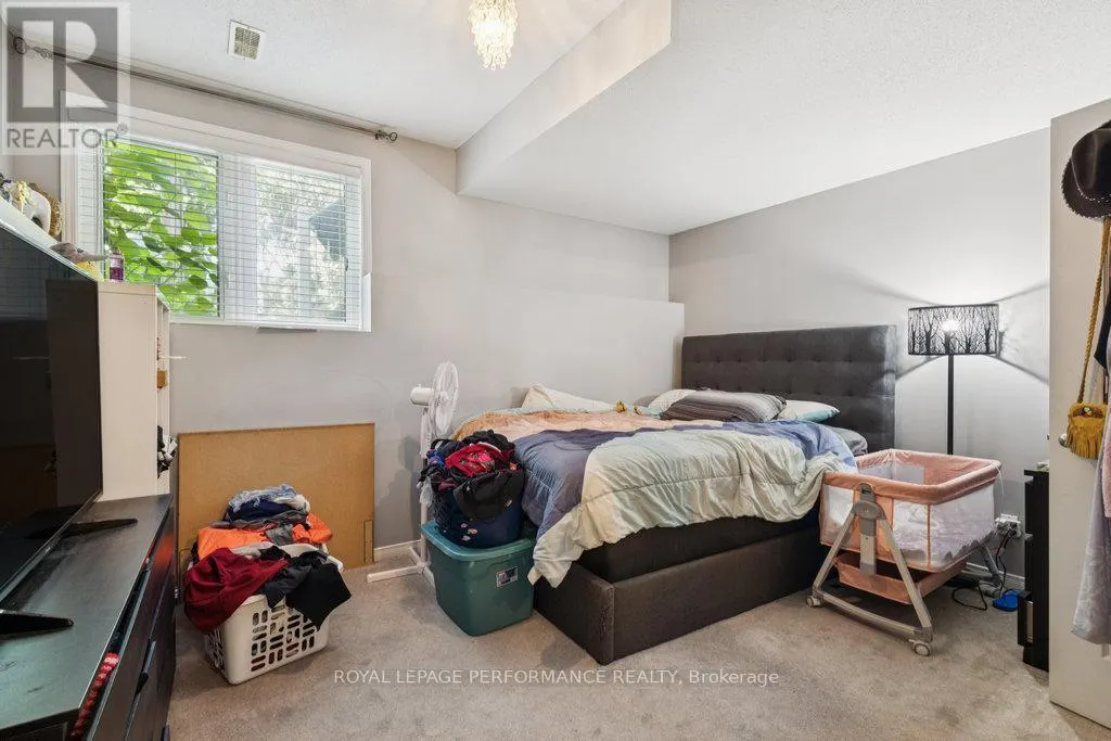 5 - 67 STEELE PARK PRIVATE