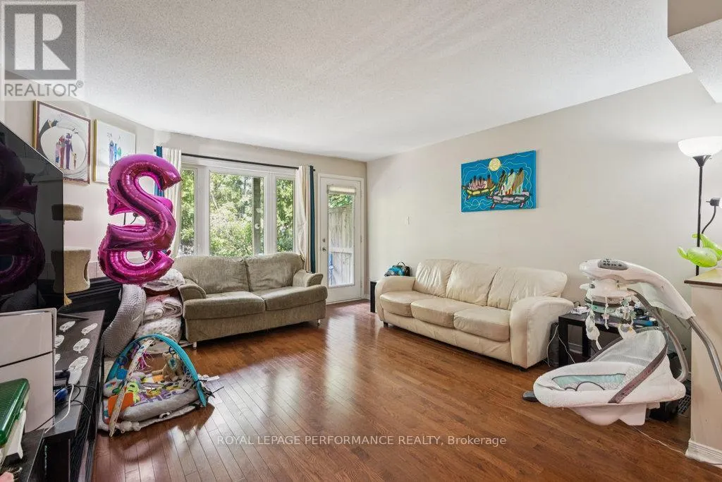 5 - 67 STEELE PARK PRIVATE