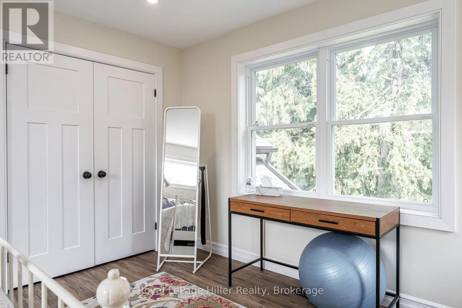 22742 NISSOURI ROAD