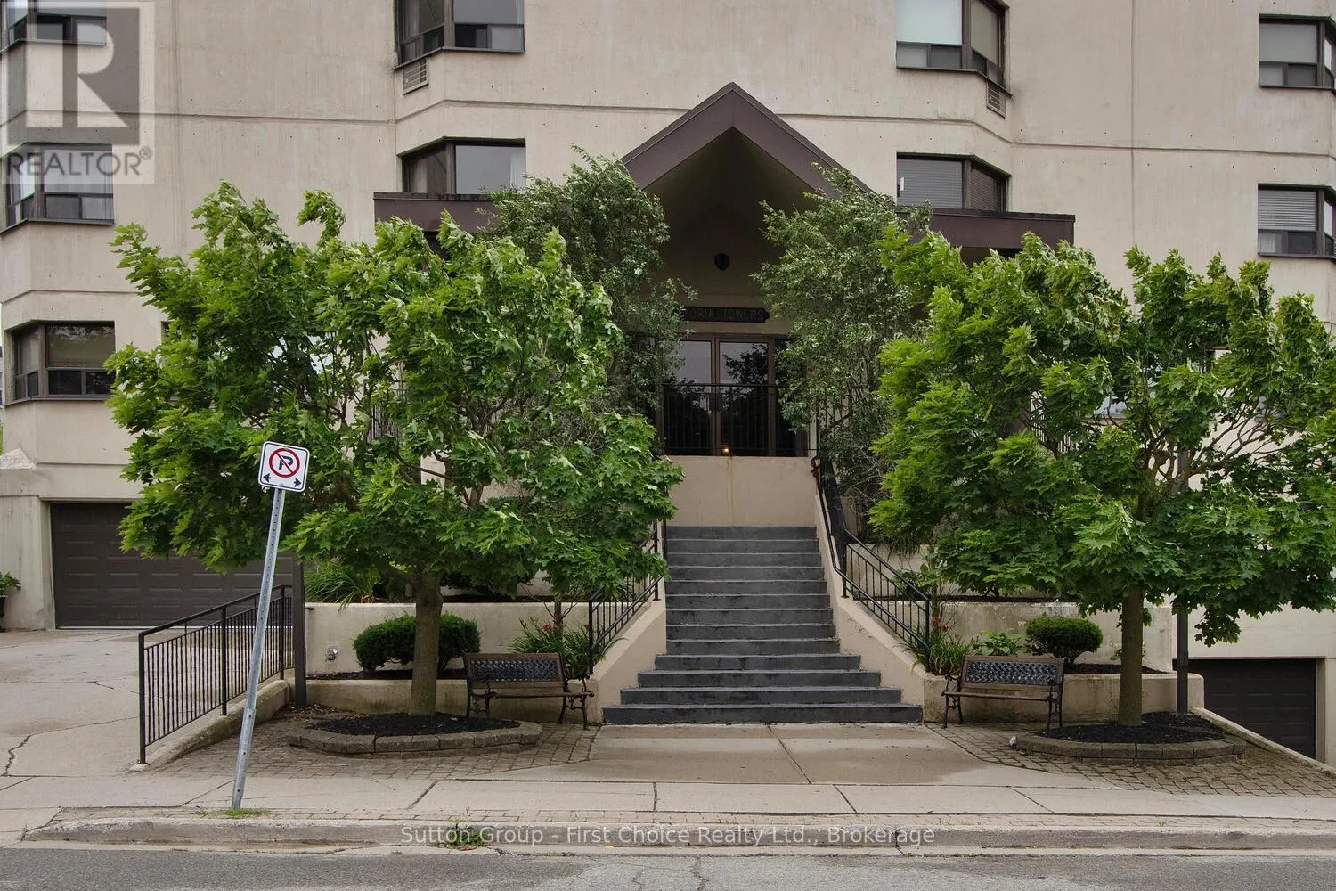 401 - 11 COBOURG STREET, #401