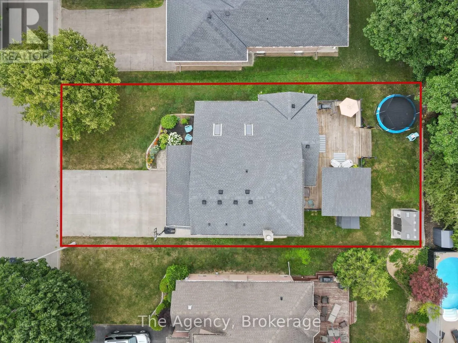 10 WESTWOOD DRIVE