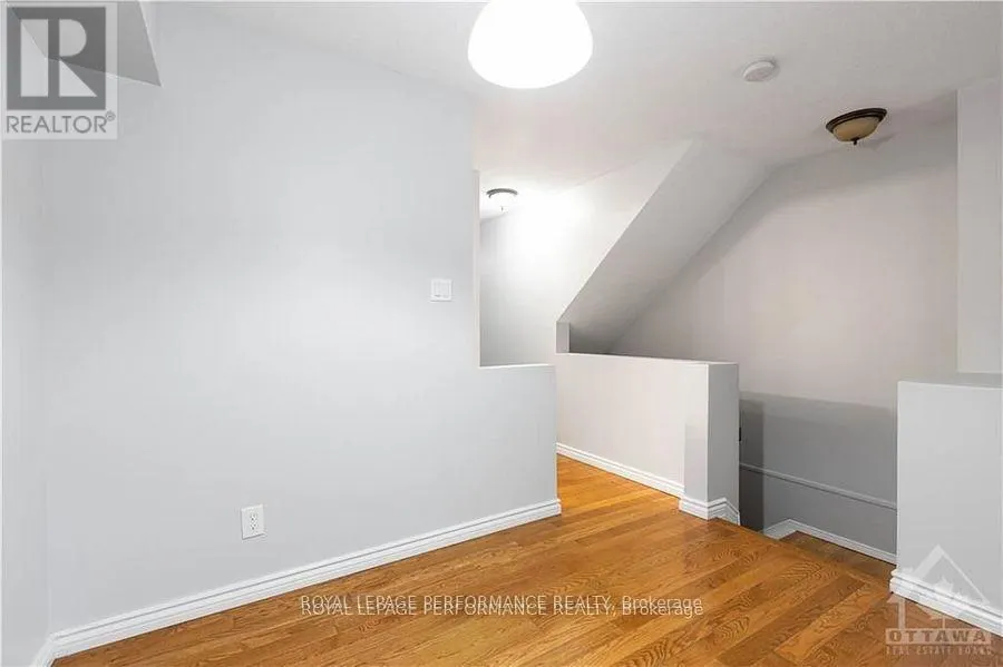 10 - 1132 GABLEFIELD PRIVATE