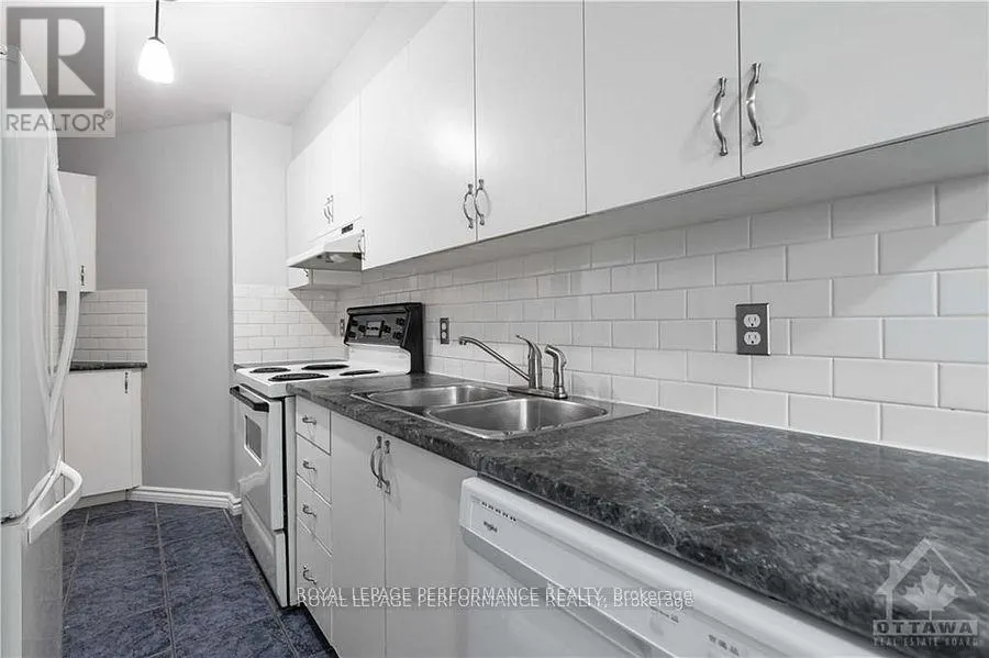 10 - 1132 GABLEFIELD PRIVATE