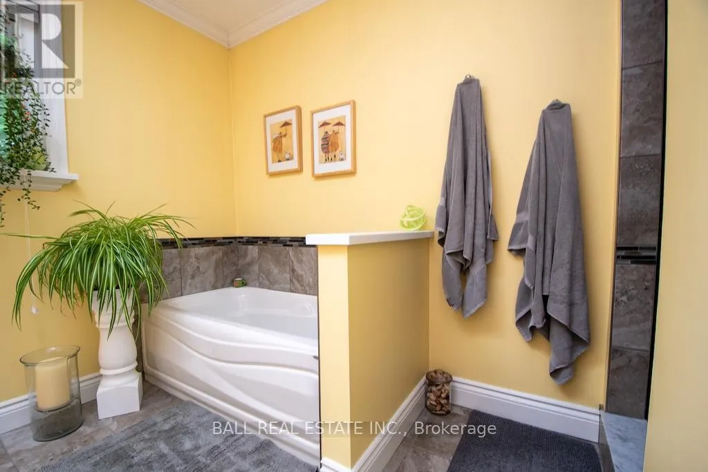2811 ANTELOPE TRAIL