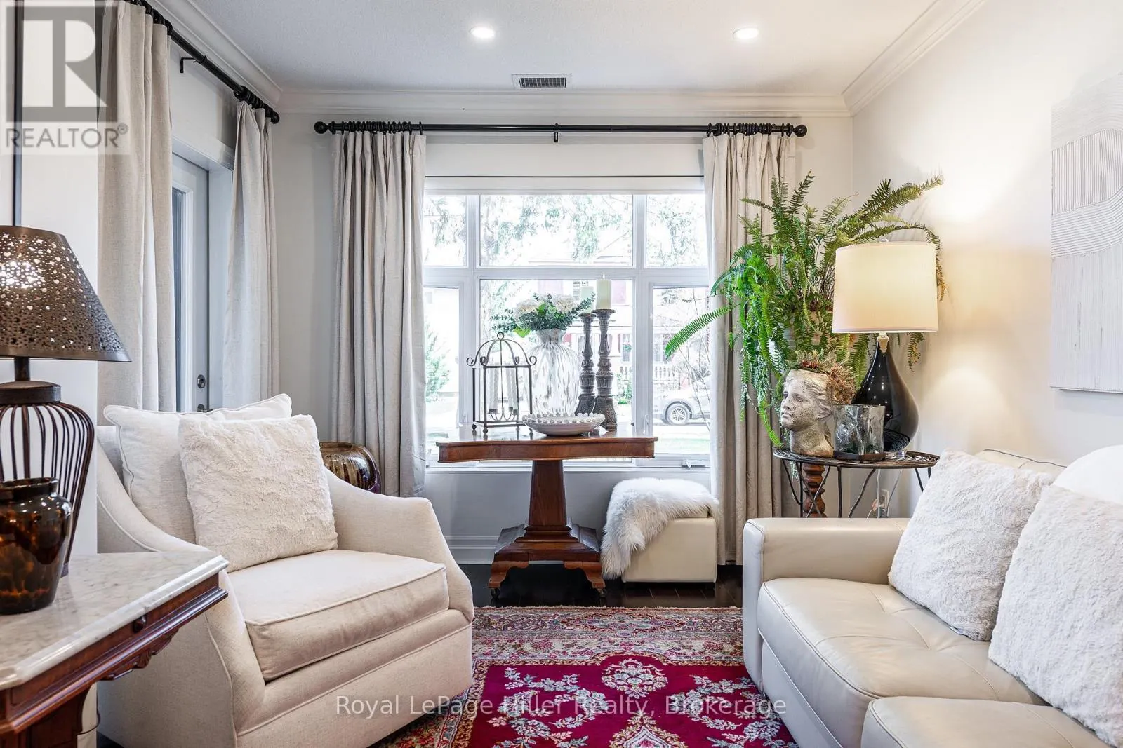 111 - 255 JOHN STREET, #111