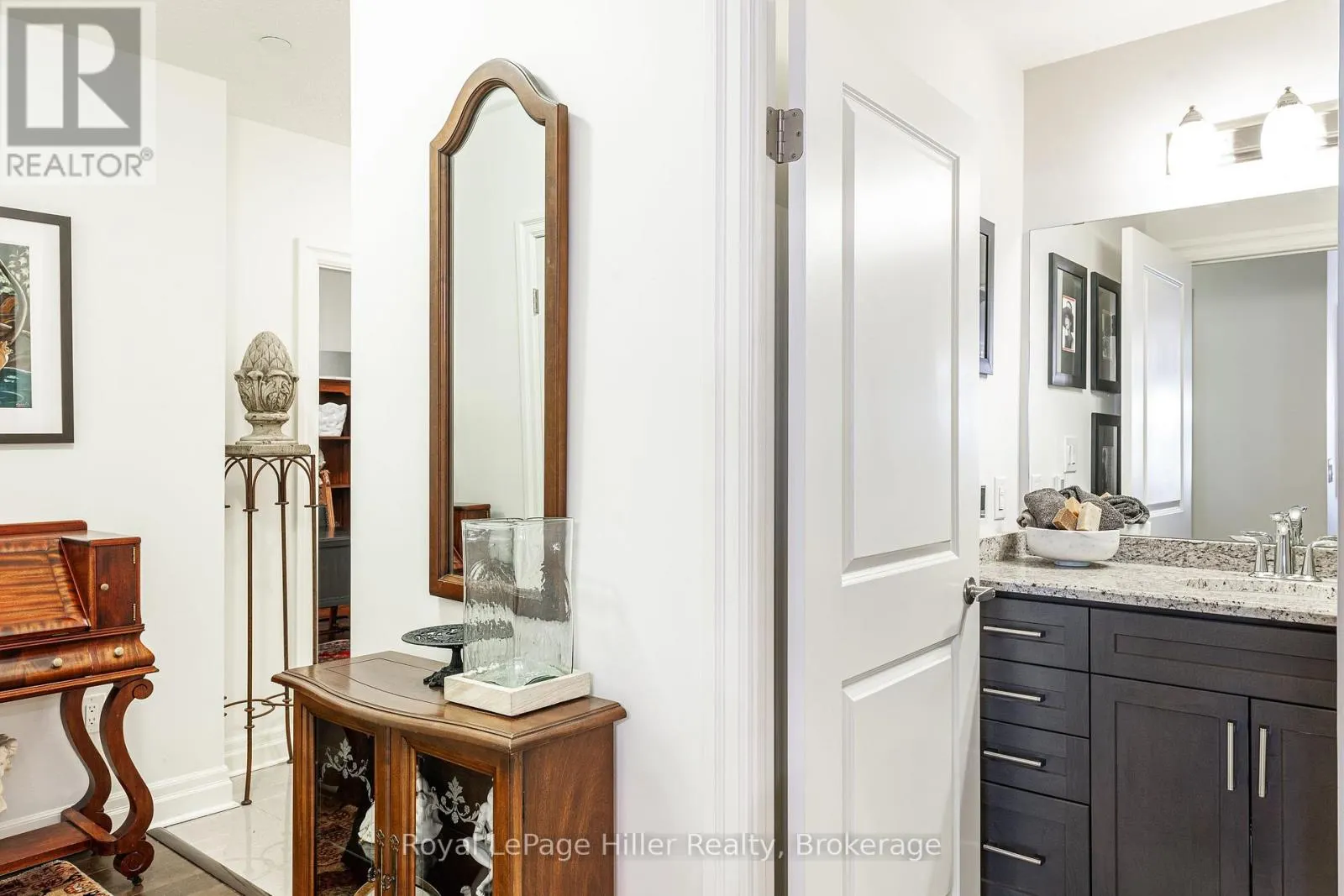 111 - 255 JOHN STREET, #111